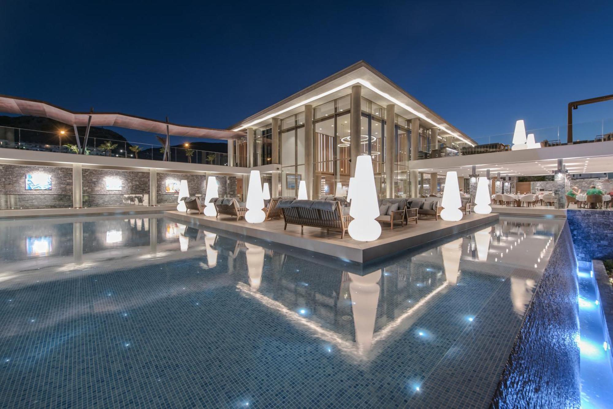 Nana Princess Suites Villas & Spa แอร์ซอนิสซอส ภายนอก รูปภาพ